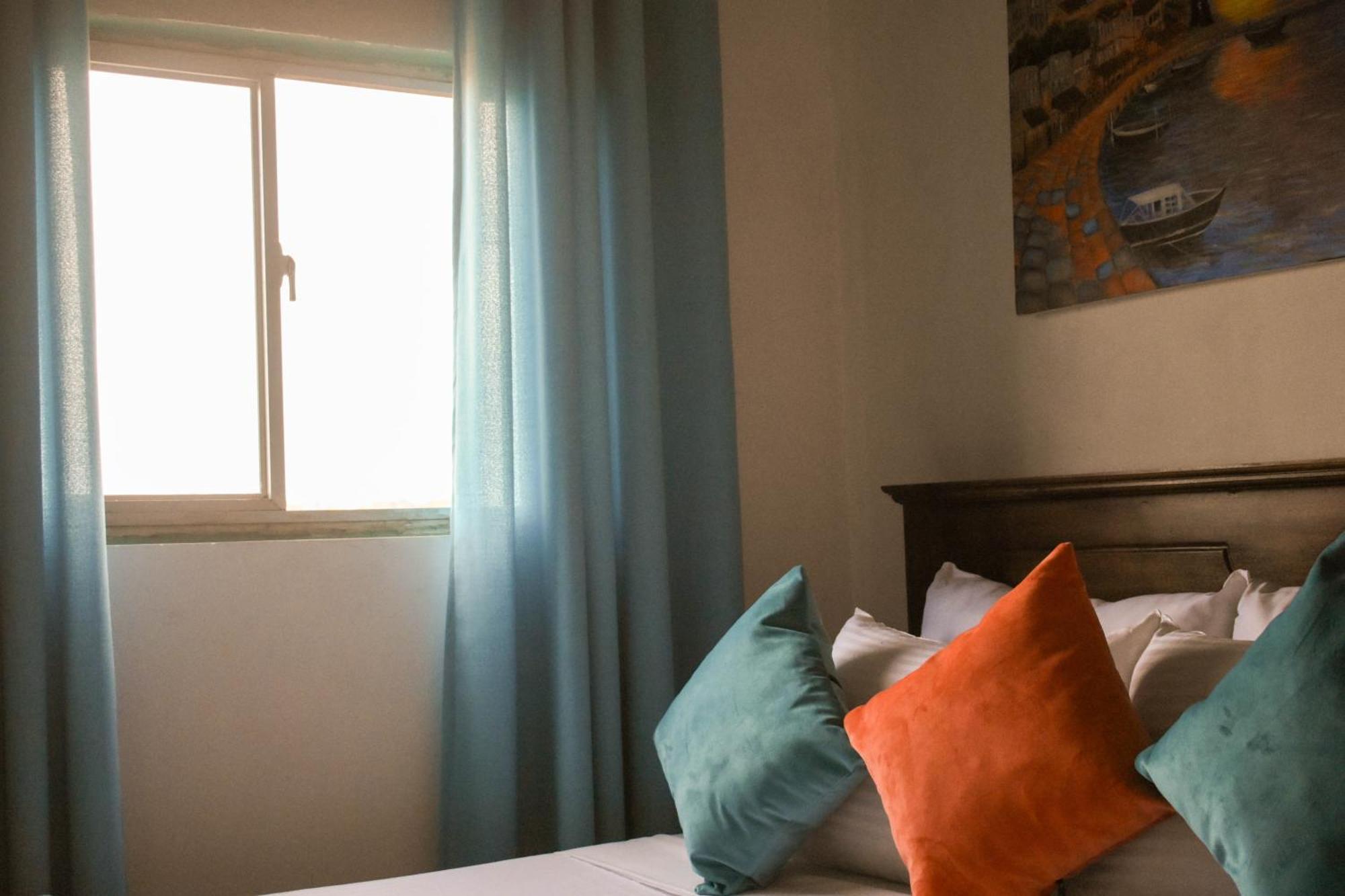 Bhashiz Villa Negombo Pokoj fotografie